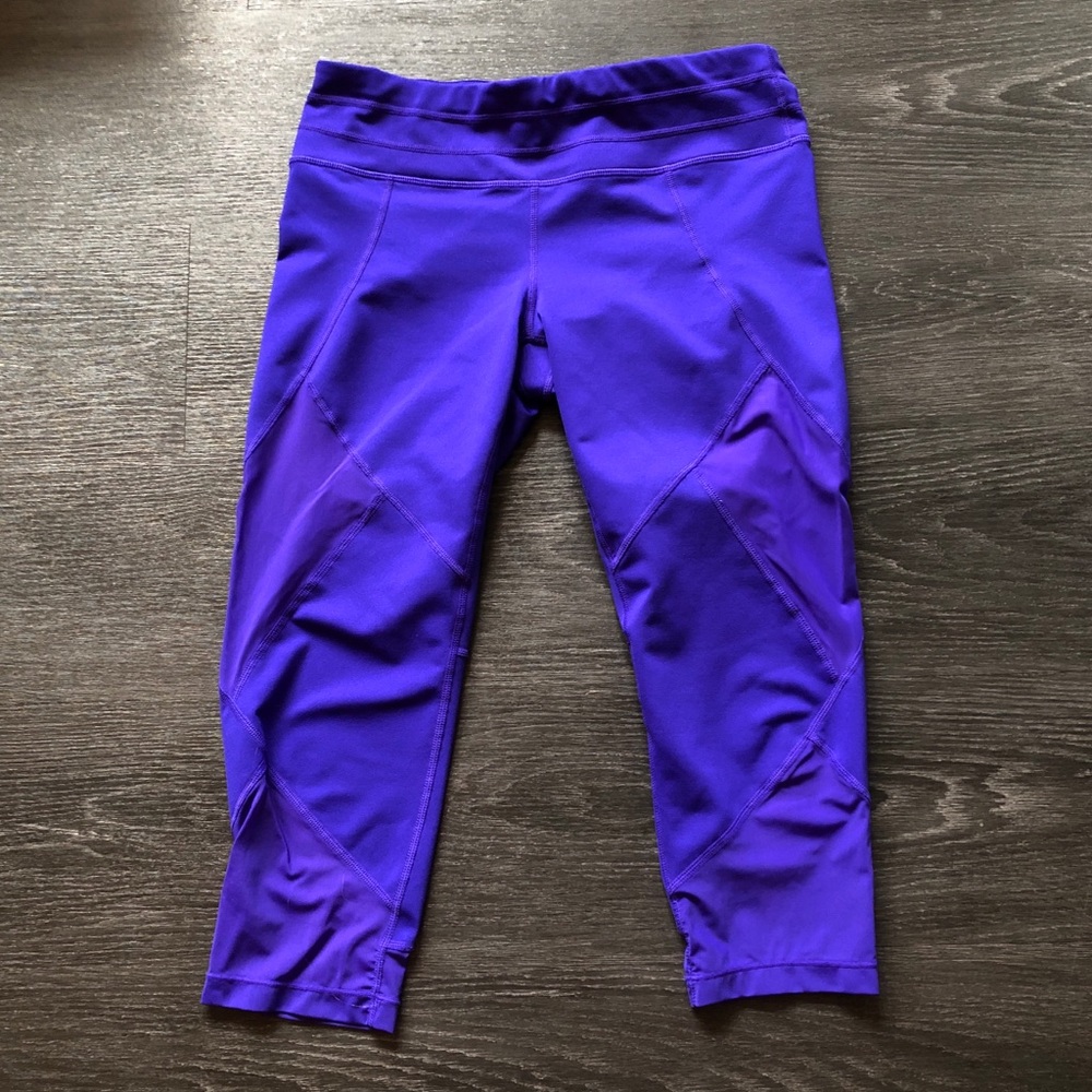 Athleta Mesh Capri Leggings